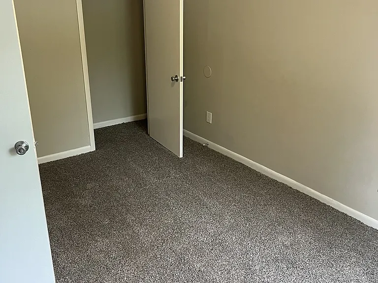 115 Walnut St — Photo 2