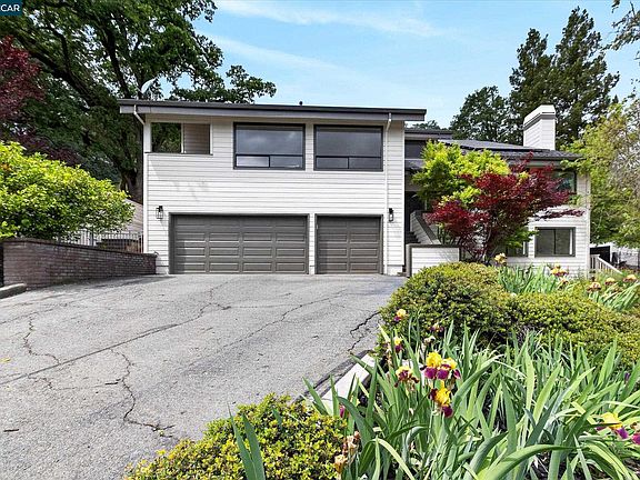 2nd image of 58 Saddle Rd