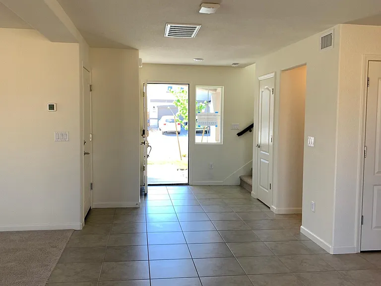 8857 Finnsech Dr — Photo 3