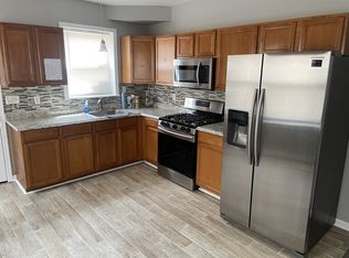 711 Baker St, Baltimore, MD 21217