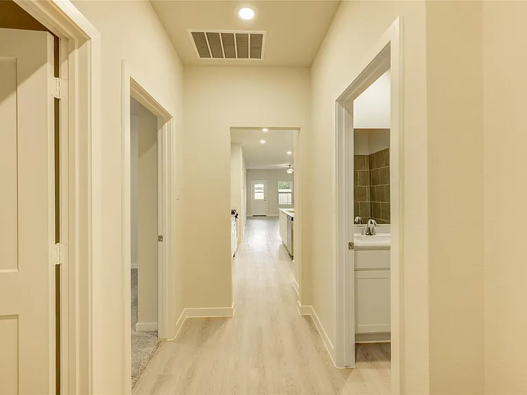 21526 George Wayne Way — Photo 25