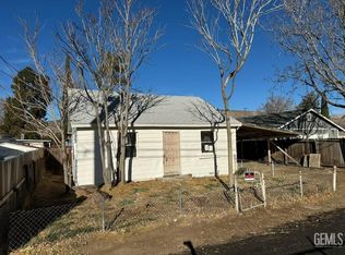 320 1/2 E I St, Tehachapi, CA 93561