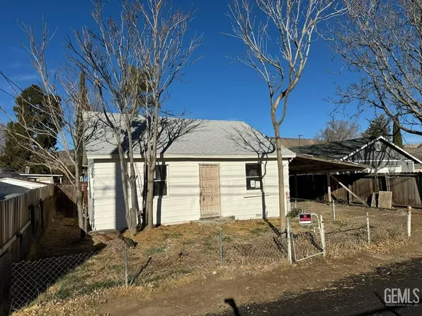 320 1/2 E I St, Tehachapi, CA 93561