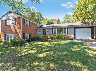6504 Fort Hunt Rd, Alexandria, VA 22307