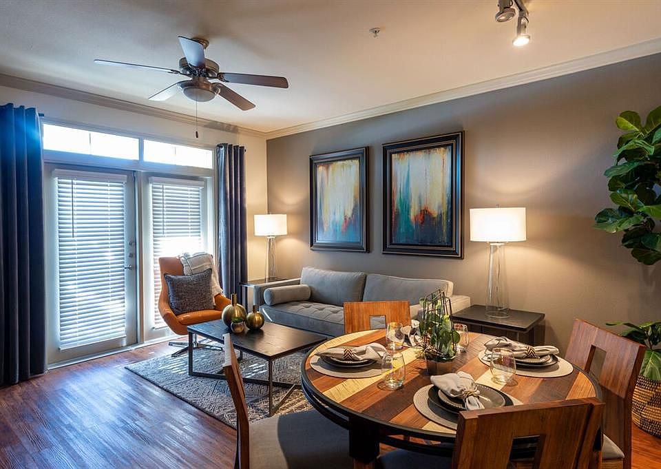 1st image of 8877 N Frankway Dr #374