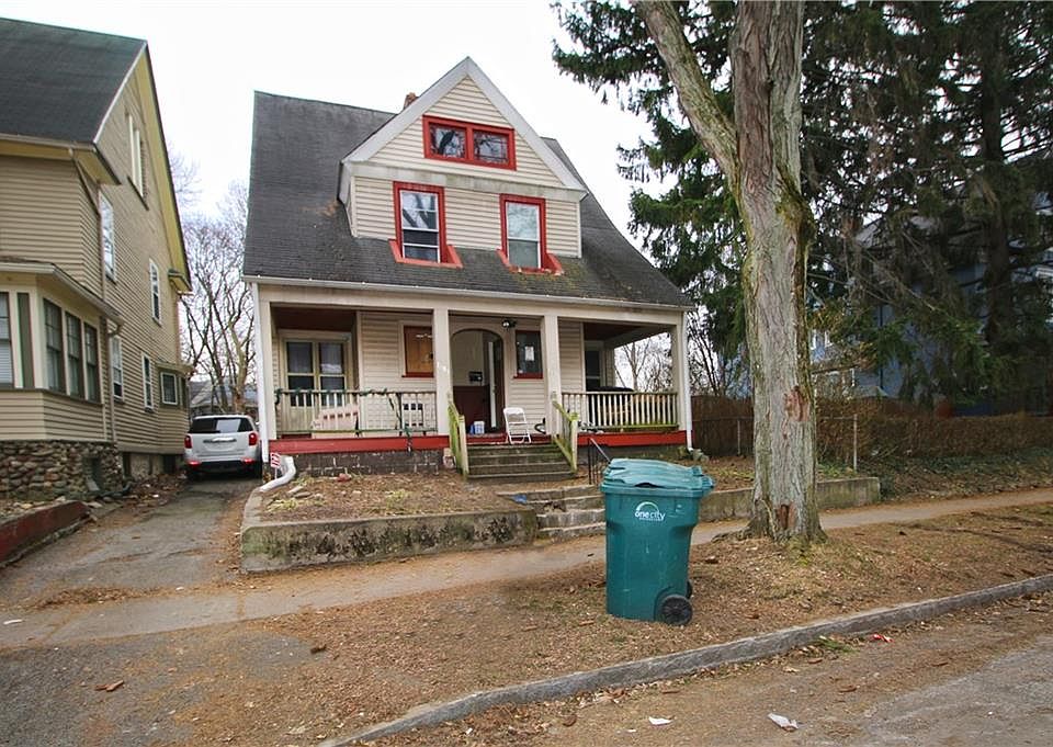 2nd image of 1197-1199 Park Ave