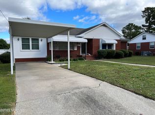 1807 Queens Rd, Kinston, NC 28501