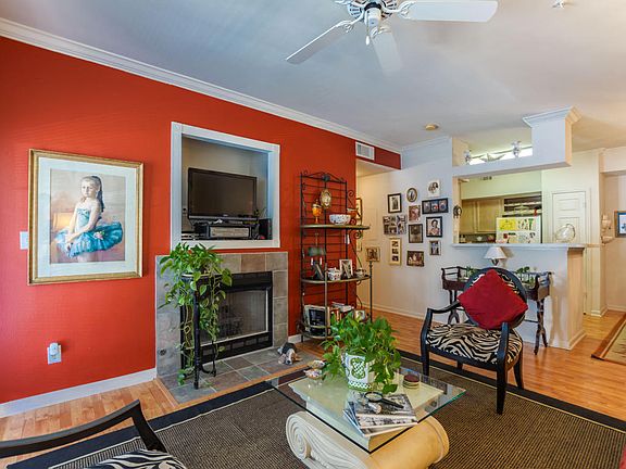 3rd image of 700 Daniel Ellis Dr APT 13101