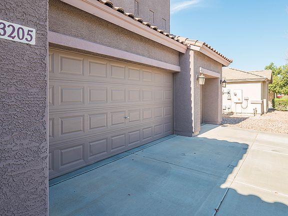 4th image of 3205 W Quail Track Dr