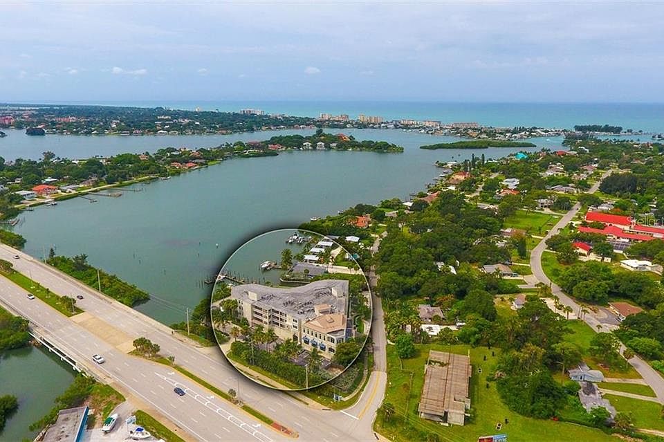 1st image of 516 Tamiami Trl S Unit 401