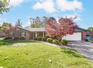 1431 Quail Ln, Dayton, OH 45434