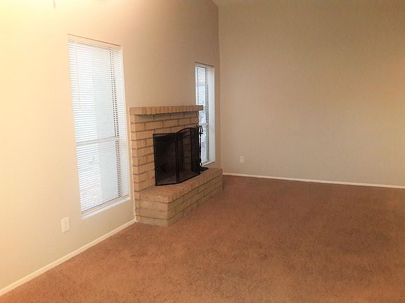 5th image of 4123 W Desert Cove Ave