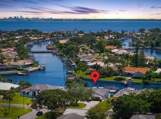 4749 Lansing St NE, Saint Petersburg, FL 33703