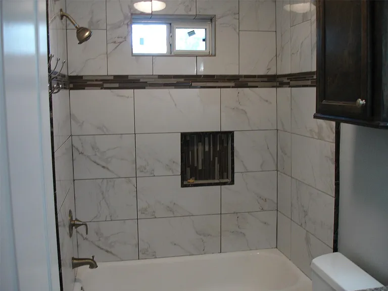 1134 Hahlo St — Photo 13
