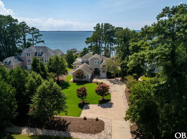3044 Martins Point Rd, Kitty Hawk, NC 27949