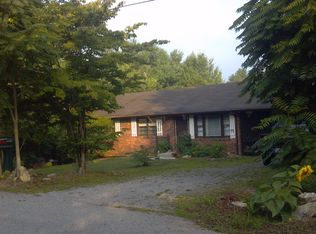166 Nolen Rd, Christiansburg, VA 24073