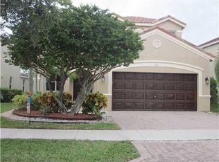 827 Vista Meadows Dr, Weston, FL 33327