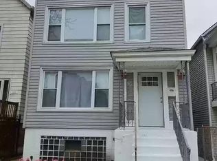 8412 S Manistee Ave #2, Chicago, IL 60617