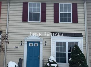 1441 Country Club Ct, Harrisonburg, VA 22802