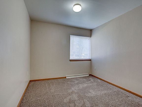 4th image of 3413-3439 S 26th St #3439-12