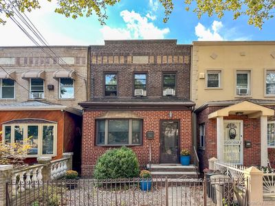 21-14 45th Street, Astoria, NY, 11105