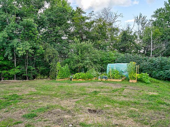 5th image of 2735 Green Hill Road