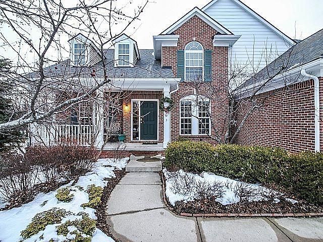 1st image of 1655 Meadowside Dr #29