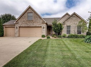 6556 Yorkshire Cir, Zionsville, IN 46077