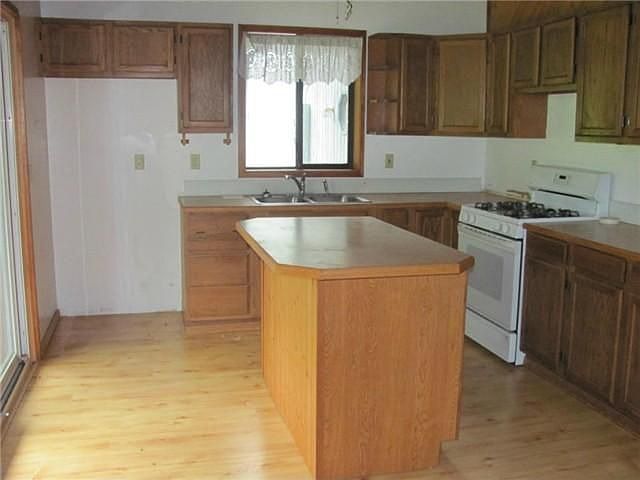 2nd image of 23509 105th St SE