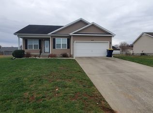 1437 Calgary Way, Bowling Green, KY 42101