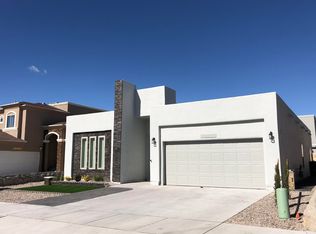 945 Boscobel St, El Paso, TX 79928