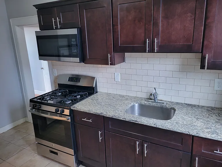 5907 Blvd East — Photo 8
