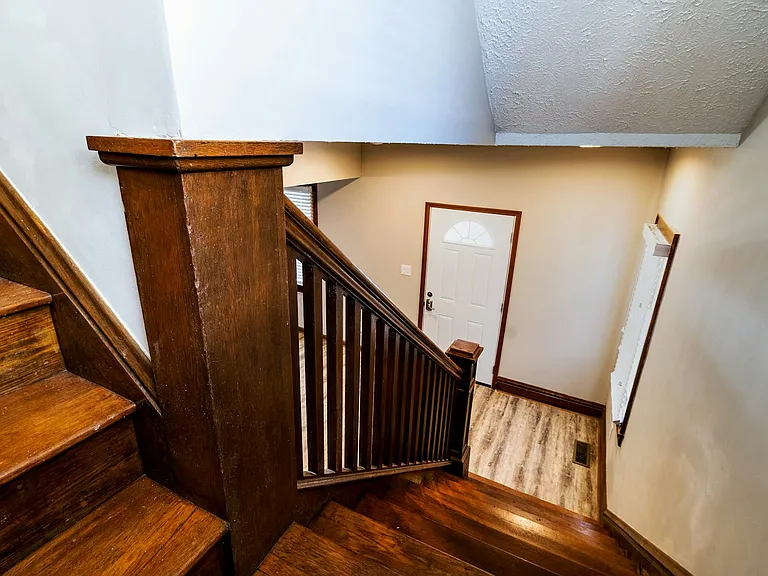 316 Ferguson Ct — Photo 10