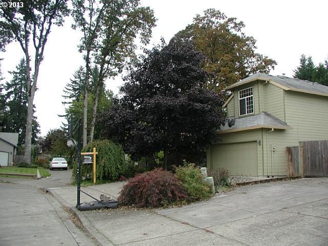 1st image of 837 NW 1st Pl