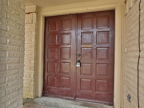 5th image of 22811 Fincastle Dr
