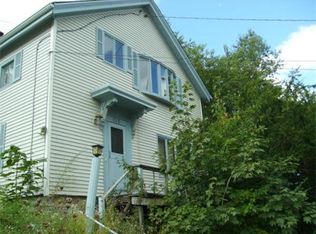 135 Lincoln Ave, Fall River, MA 02720