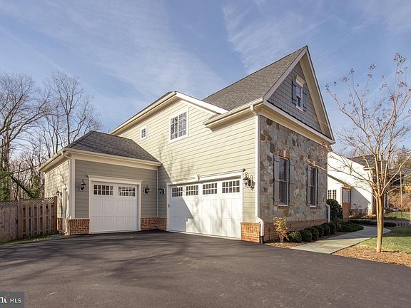 4th image of 603 Niblick Dr SE