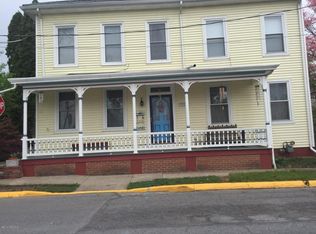 300 E Chestnut St, Selinsgrove, PA 17870