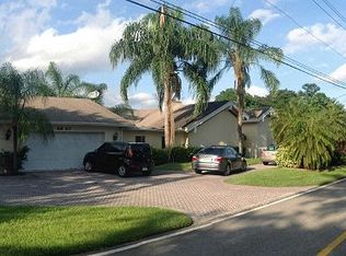 4957 NW 77th Ct, Pompano Beach, FL 33073
