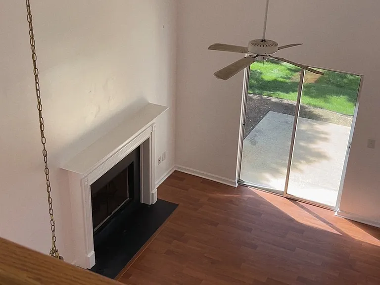 117 Fox Creek Dr — Photo 10