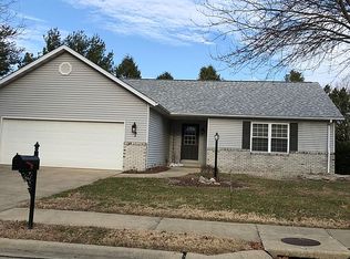 7 Jason Dr, Glen Carbon, IL 62034