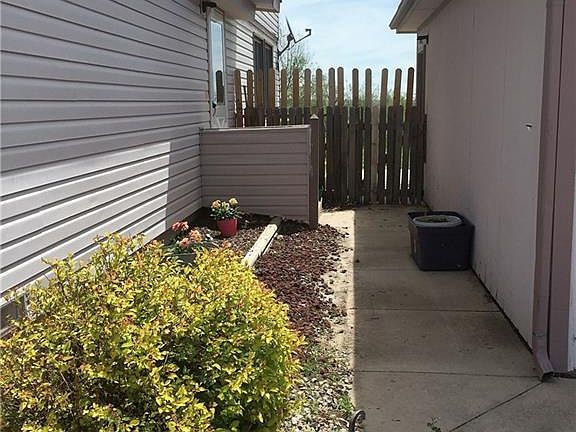 Walkway to front door