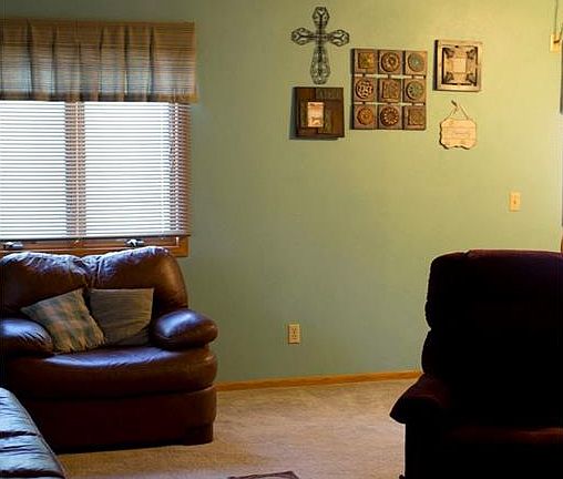 3rd image of 1606 Merna Dr