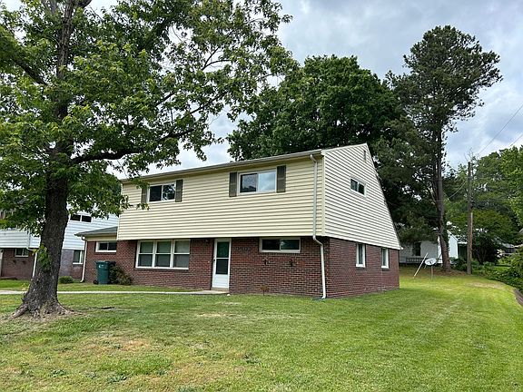 2nd image of 9206 Farmington Dr