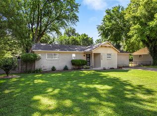 3170 N Sheryl Ave, Fayetteville, AR 72703