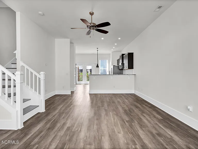 1808 Bungalow Row — Photo 16