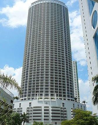 3rd image of 1750 N Bayshore Dr APT 4610