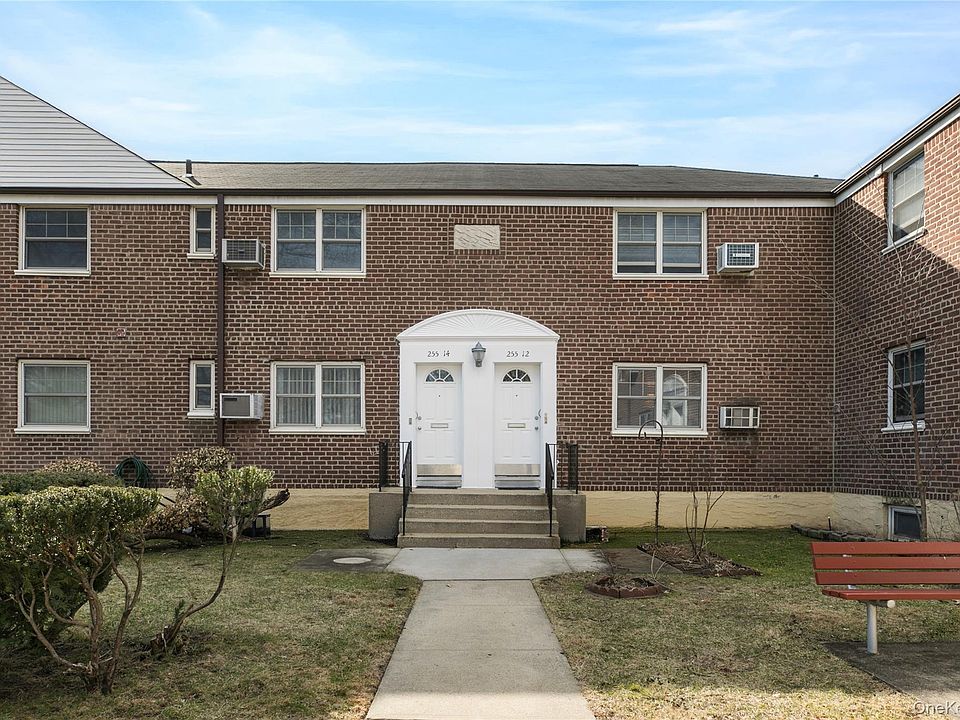 1st image of 255-14 61st Ave #14