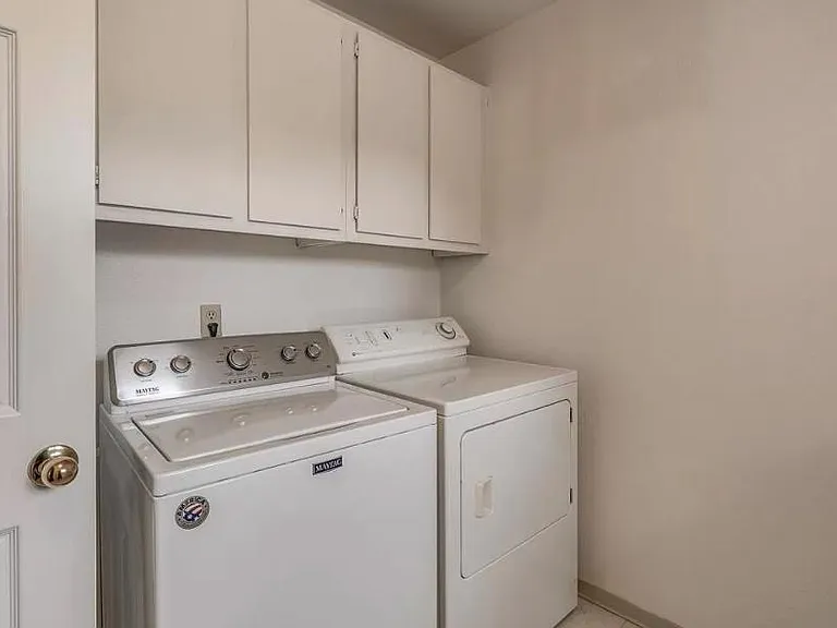 3300 Socrates Dr — Photo 21