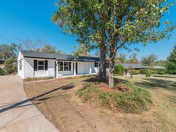 3rd image of 1217 Glenwood Drive